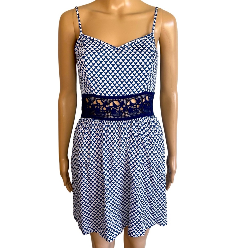 NWOT Charlotte Russe Blue & White Patterned Lace Cut Out Sleeveless Mini Dress